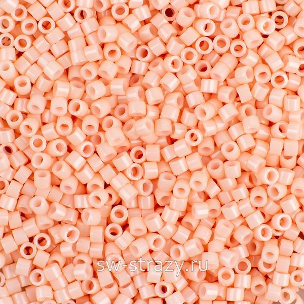 Delica Beads 11/0 DB206 Opaque Salmon