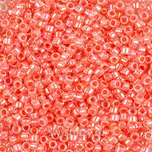 Бисер Treasures 11/0 #0779 грязно-красный/радужный